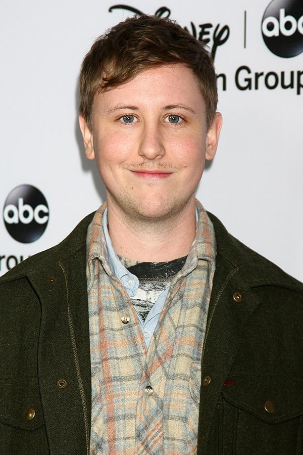 Johnny Pemberton   40918930 